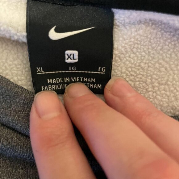 Nike crewneck sweatshirt Grey - Picture 2 of 2